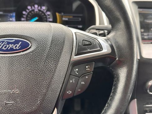 Used 2015 Ford Edge SEL w/ Equipment Group 201A image 26