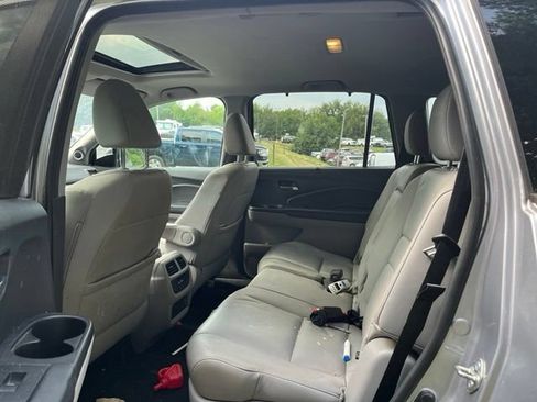 Used 2021 Honda Pilot Special Edition image 12