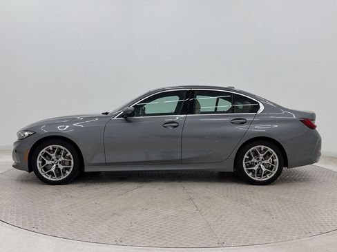 Used 2025 BMW 330i Sedan w/ Premium Package RWD image 2