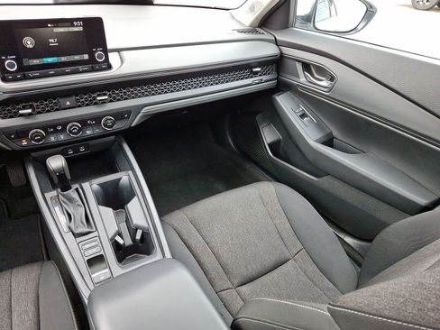 Used 2024 Honda Accord EX image 12