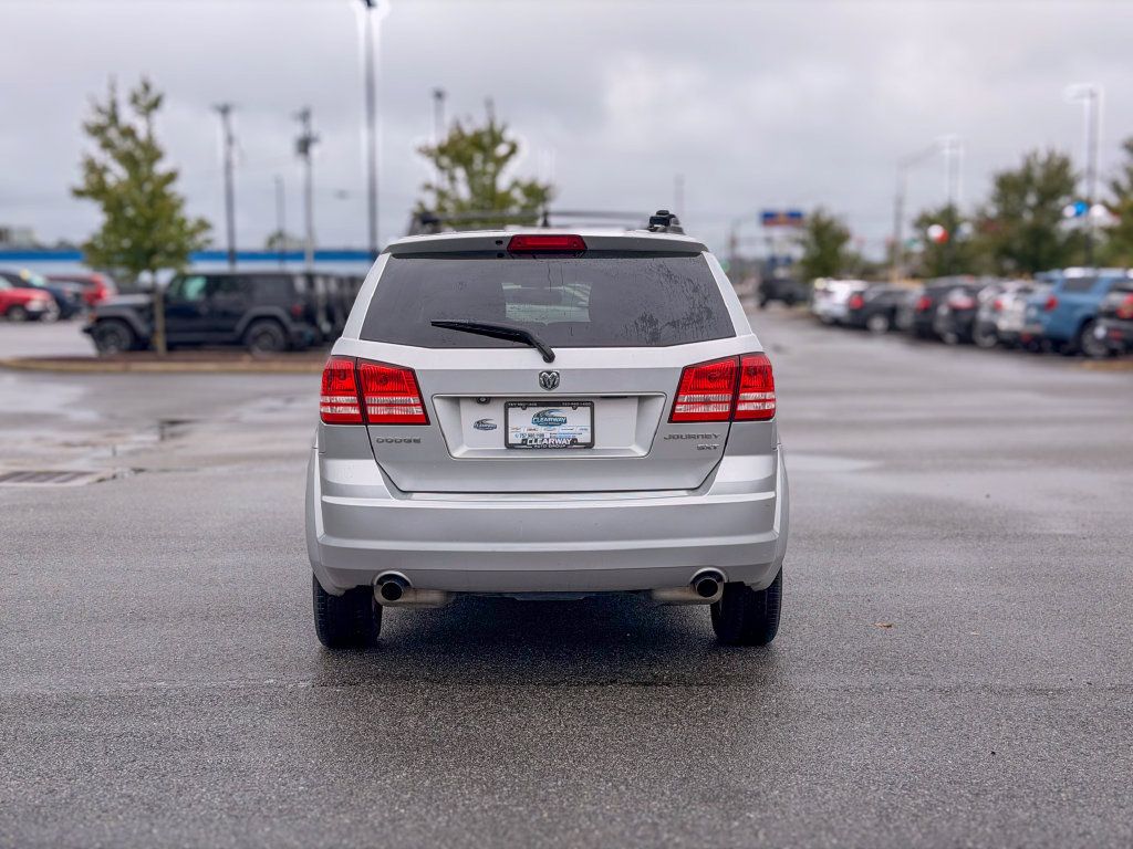 Used 2010 Dodge Journey SXT w/ Flexible Seating Group FWD image 6