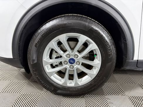 Certified 2020 Ford Escape SE image 11