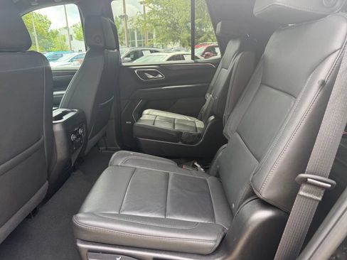 Used 2024 Chevrolet Tahoe LT RWD image 12