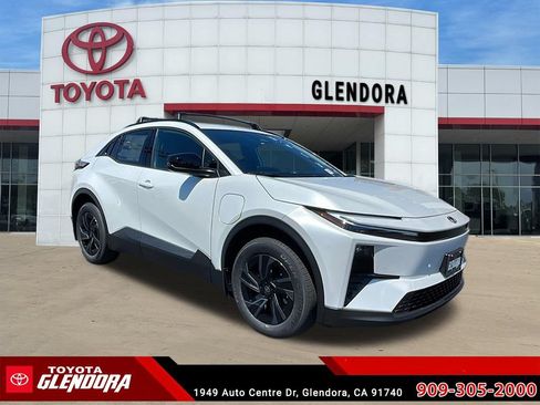 New 2026 Toyota C-HR AWD/4WD image 33