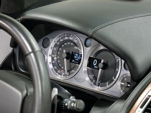 Used 2008 Aston Martin DB9 Volante RWD image 53