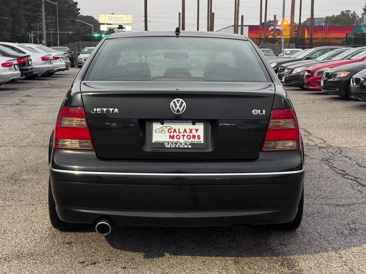 Used 2005 Volkswagen Jetta GLI FWD image 5
