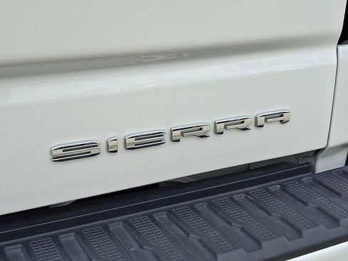 Used 2024 GMC Sierra 1500 Denali w/ Denali Reserve Package AWD/4WD image 28