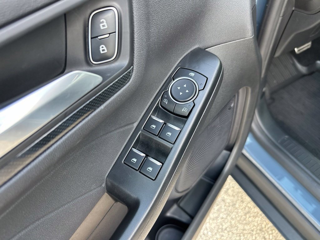 Used 2024 Ford Escape ST-Line w/ Tech Pack #1 AWD/4WD image 23