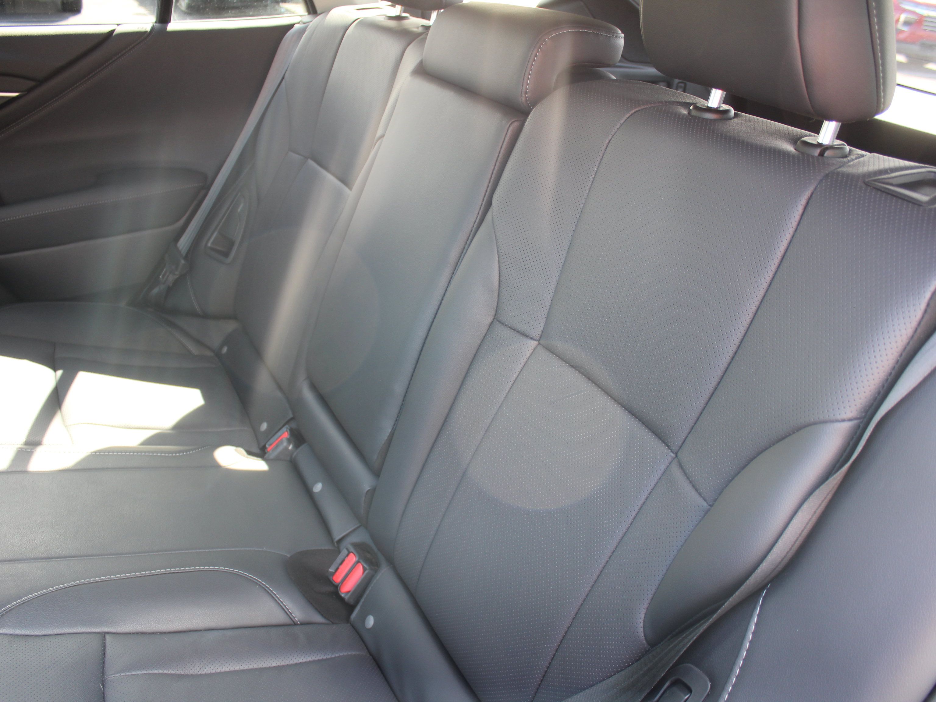 Used 2025 Subaru Outback Limited XT AWD/4WD image 25