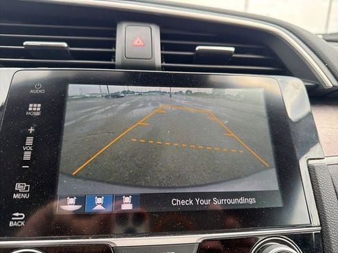 Used 2016 Honda Civic Touring image 21