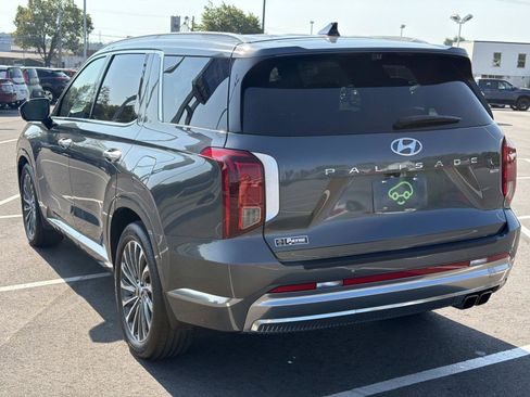Used 2025 Hyundai Palisade Calligraphy AWD/4WD image 5