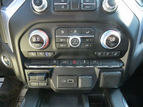 Used 2019 GMC Sierra 1500 SLT w/ SLT Premium Package image 27