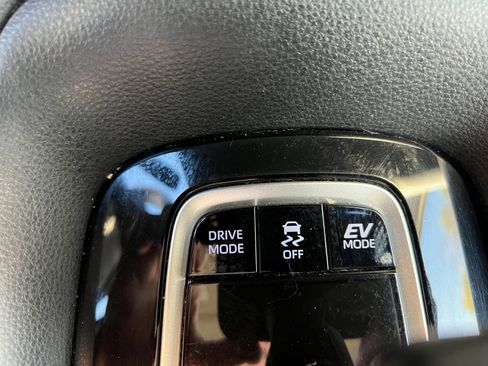 Used 2021 Toyota Corolla LE image 22