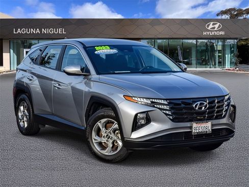 Certified 2023 Hyundai Tucson SE image 1