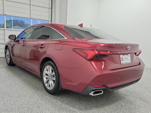 Used 2022 Toyota Avalon XLE w/ Moonroof Package FWD image 7