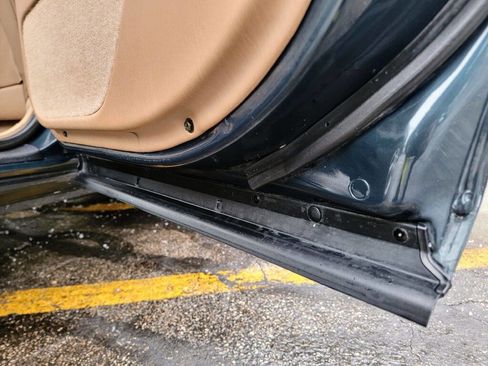 Used 1997 Toyota Avalon XLS image 39