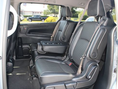 Used 2023 Honda Odyssey Elite image 13