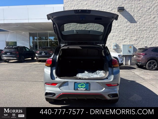 Used 2023 Buick Encore GX Select w/ Sport Touring Package AWD/4WD image 7