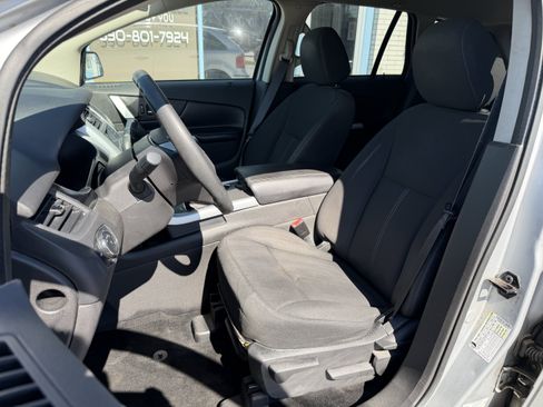 Used 2014 Ford Edge SE w/ Equipment Group 101A AWD/4WD image 13