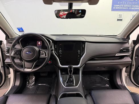 Used 2020 Subaru Outback Limited AWD/4WD image 8