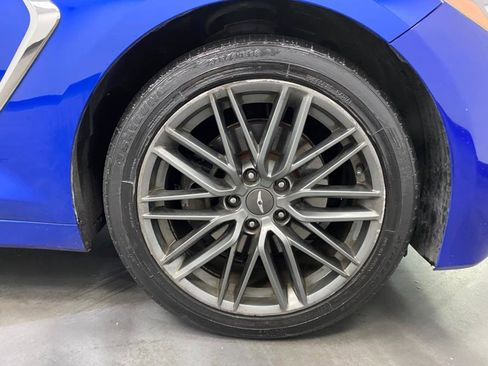 Used 2019 Genesis G70 2.0T Advanced image 16