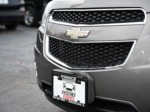 Used 2011 Chevrolet Equinox LT image 3