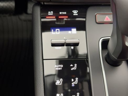 Used 2026 Porsche Macan S image 18