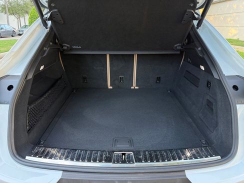 Used 2023 Porsche Cayenne Coupe image 20