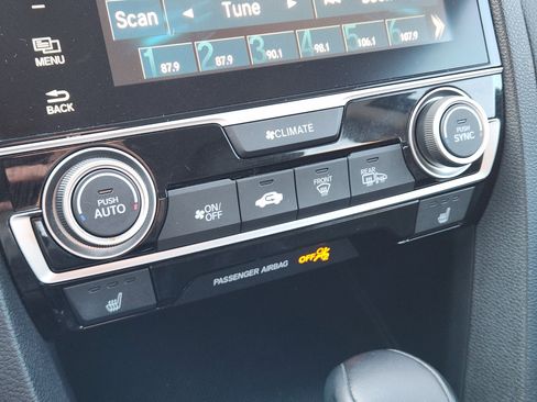 Used 2017 Honda Civic Touring image 23