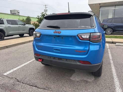 Used 2022 Jeep Compass Trailhawk w/ Trailhawk Elite Group AWD/4WD image 2