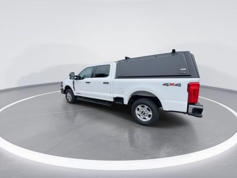Used 2025 Ford F250 XLT AWD/4WD image 6