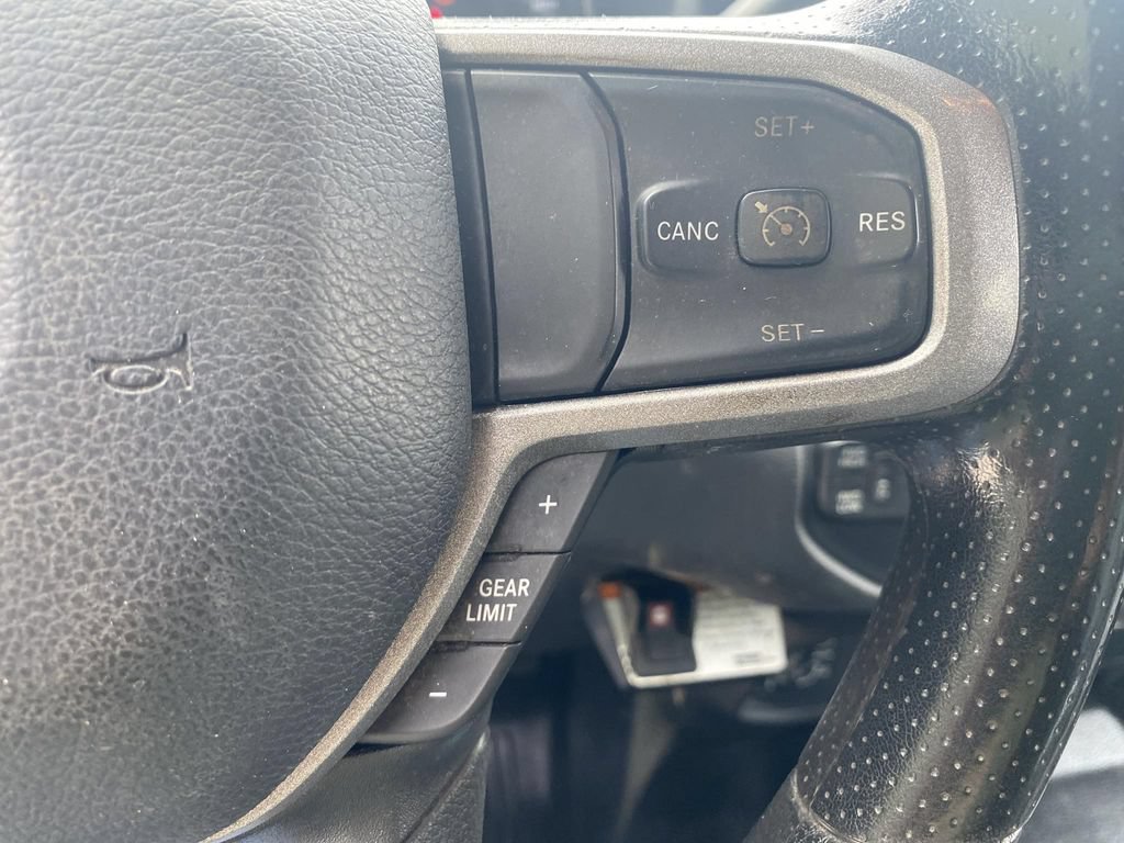 Used 2024 RAM 5500 Tradesman w/ Chrome Appearance Group AWD/4WD image 21