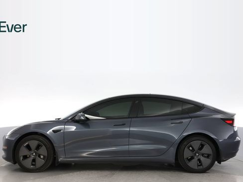Used 2023 Tesla Model 3 Standard Range RWD image 15