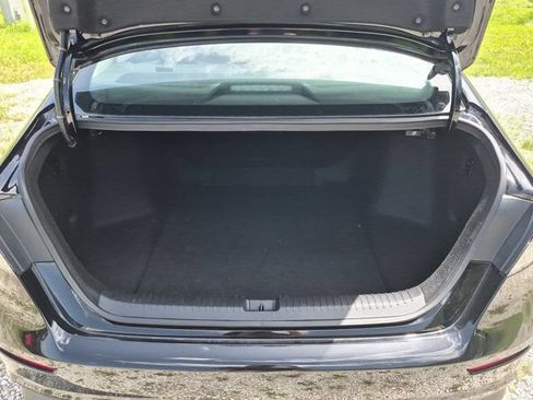 Used 2025 Honda Accord LX image 28