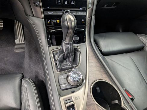 Used 2017 INFINITI Q50 Red Sport 400 image 19