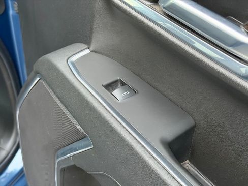 Used 2024 Chevrolet Silverado 1500 LT image 24