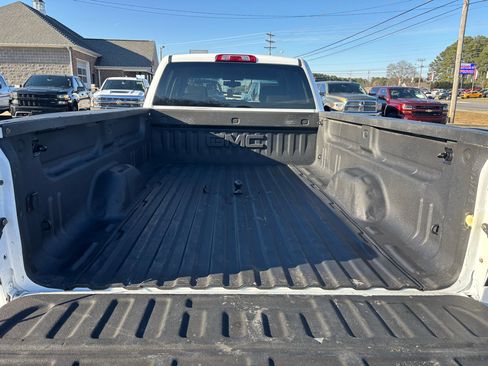 Used 2018 GMC Sierra 3500 SLT w/ Duramax Plus Package image 5