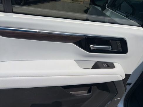 New 2026 Chevrolet Suburban Premier w/ Sun And Tow Package image 12