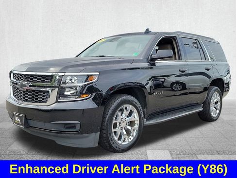 Used 2017 Chevrolet Tahoe LT image 3