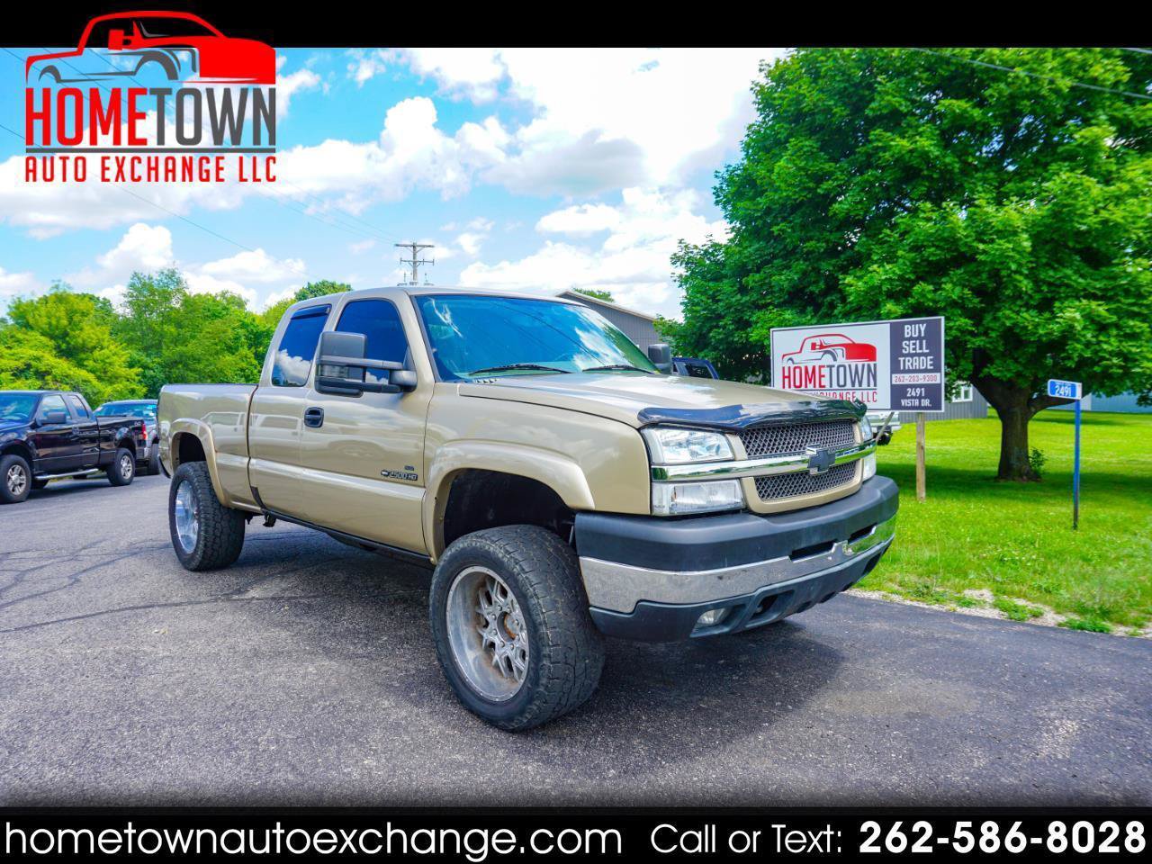 Used 2004 Chevrolet Silverado 2500 LS w/ Heavy-Duty Power Package AWD/4WD image 1