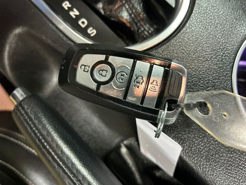 Used 2021 Ford Mustang Premium image 21