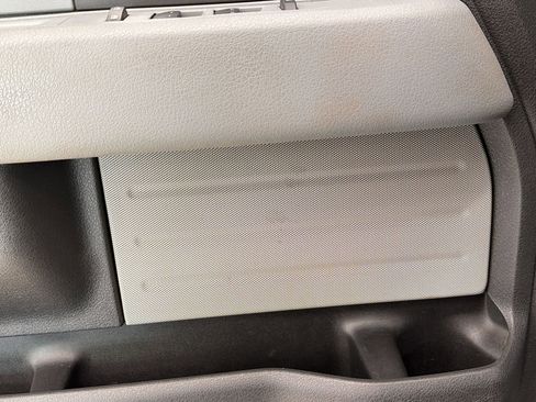 Used 2013 Ford F150 XLT w/ Luxury Equipment Group image 22