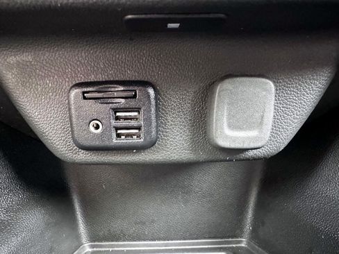 Used 2023 Chevrolet Traverse RS AWD/4WD image 24