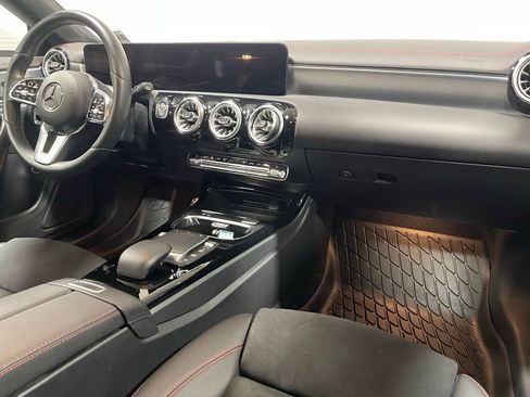 Used 2023 Mercedes-Benz CLA 250 4MATIC image 28