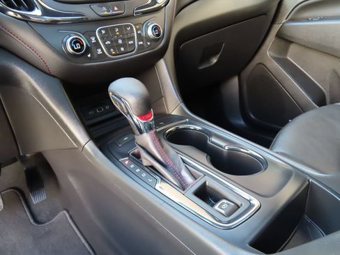 Used 2023 Chevrolet Equinox RS w/ RS Leather Package AWD/4WD image 27