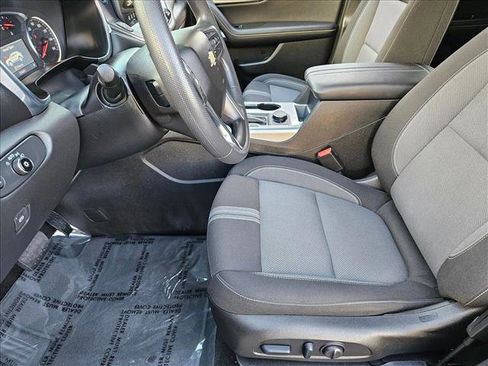 Used 2025 Chevrolet Blazer LT image 15