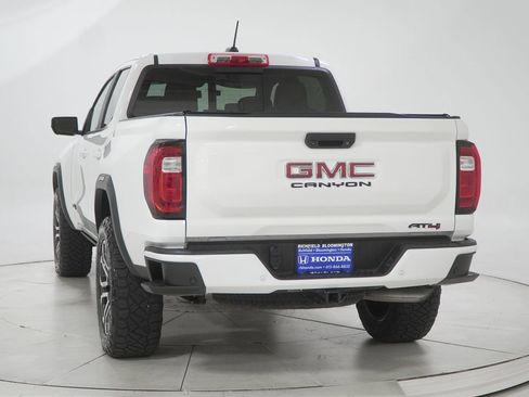 Used 2023 GMC Canyon AT4 w/ AT4 Premium Package AWD/4WD image 6