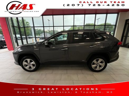 Used 2019 Toyota RAV4 Limited AWD/4WD image 2