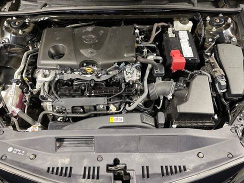 Certified 2023 Toyota Camry SE image 9