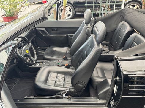 Used 1990 Ferrari Mondial T Cabriolet image 14